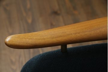 中古　超希少　キタニ(KITANI)　フィン・ユール(FINN JUHL)デザイン　FJ-02　美しいデザインが魅力の2人掛けソファ(2P、二人掛け)(R-074956)