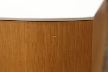 中古　arflex(アルフレックス)　VISTA(ヴィスタ)　洗練されたデザインが目を惹くセラミック天板付きテレビボード(テレビ台、ローボード、リビングボード)(定価約72万円)(R-074959)