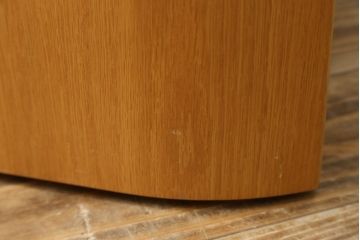 中古　arflex(アルフレックス)　VISTA(ヴィスタ)　洗練されたデザインが目を惹くセラミック天板付きテレビボード(テレビ台、ローボード、リビングボード)(定価約72万円)(R-074959)