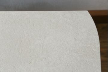 中古　arflex(アルフレックス)　VISTA(ヴィスタ)　洗練されたデザインが目を惹くセラミック天板付きテレビボード(テレビ台、ローボード、リビングボード)(定価約72万円)(R-074959)
