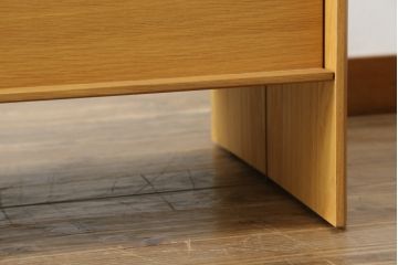 中古　arflex(アルフレックス)　VISTA(ヴィスタ)　洗練されたデザインが目を惹くセラミック天板付きテレビボード(テレビ台、ローボード、リビングボード)(定価約72万円)(R-074959)