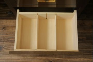 中古　美品　カリモク家具(karimoku)　domani(ドマーニ)　Morganton(モーガントン)　上品な佇まいのテレビ台(テレビボード、リビングボード、ローボード、収納棚、戸棚)(R-074960)