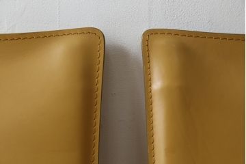 中古　美品　Cassina(カッシーナ)　412　CAB(キャブ)　MARIO BELLINI(マリオベリーニ)　シンプルモダンな空間づくりに活躍するアームレスチェア2脚セット(ダイニングチェア、椅子、イス、バラ売り可能)(定価2脚で約47万9千円)(R-074963)