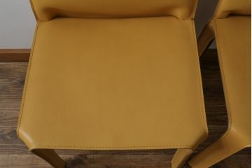 中古　美品　Cassina(カッシーナ)　412　CAB(キャブ)　MARIO BELLINI(マリオベリーニ)　シンプルモダンな空間づくりに活躍するアームレスチェア2脚セット(ダイニングチェア、椅子、イス、バラ売り可能)(定価2脚で約47万9千円)(R-074963)