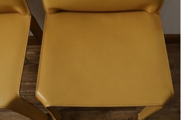 中古　美品　Cassina(カッシーナ)　412　CAB(キャブ)　MARIO BELLINI(マリオベリーニ)　シンプルモダンな空間づくりに活躍するアームレスチェア2脚セット(ダイニングチェア、椅子、イス、バラ売り可能)(定価2脚で約47万9千円)(R-074963)