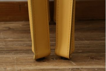 中古　美品　Cassina(カッシーナ)　412　CAB(キャブ)　MARIO BELLINI(マリオベリーニ)　シンプルモダンな空間づくりに活躍するアームレスチェア2脚セット(ダイニングチェア、椅子、イス、バラ売り可能)(定価2脚で約47万9千円)(R-074963)