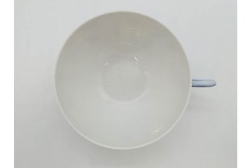 デンマーク　ROYAL COPENHAGEN(ロイヤルコペンハーゲン)　ブルーフルーテッド　ハーフレース　プレイン　洗練されたデザインが優美な印象を与えるティーカップ&ソーサー・クリーマーセット(C&S、ミルクポット、ミルクジャー、洋食器)(R-074975)