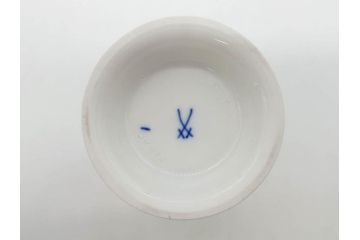 ドイツ　マイセン　Meissen　金彩　ブルーフラワー　青い花と昆虫　藍色の濃淡で表現されたデザインが素敵なベース&小物入れ(花瓶、ミニベース、花入れ、蓋物、ボンボニエール、キャンディーポット)(R-074977)