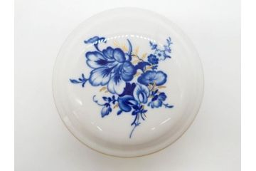 ドイツ　マイセン　Meissen　金彩　ブルーフラワー　青い花と昆虫　藍色の濃淡で表現されたデザインが素敵なベース&小物入れ(花瓶、ミニベース、花入れ、蓋物、ボンボニエール、キャンディーポット)(R-074977)