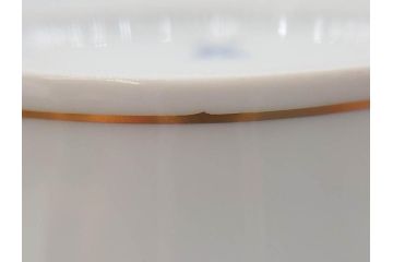 ドイツ　マイセン　Meissen　ベーシックフラワー　五つ花　蓋付　約22cm　鮮やかな花達が空間に華やぎをもたらすフラワーベース(花瓶、花入れ、飾り壺、壷、花器)(R-074978)
