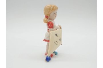 デンマーク　ROYAL COPENHAGEN(ロイヤルコペンハーゲン)　2009年 LUCAS SARAH　2001年 ミレニアム Frederik Emma　259 スキーを楽しむ少年　270 カイトを持つ少女　015 絵を描く少女　フィギュリン7体セット(The Millennium Collection、Limited Edition、Mini Collection、ミニコレクション)