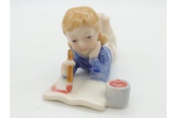 デンマーク　ROYAL COPENHAGEN(ロイヤルコペンハーゲン)　2009年 LUCAS SARAH　2001年 ミレニアム Frederik Emma　259 スキーを楽しむ少年　270 カイトを持つ少女　015 絵を描く少女　フィギュリン7体セット(The Millennium Collection、Limited Edition、Mini Collection、ミニコレクション)