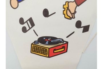 超稀少　コビト　おそ松くん　チョコレート　昭和レトロな雰囲気漂う三角のれん(ペナント、東京渡辺製菓、K.K、暖簾、広告、POP、袋付き)(R-074984)
