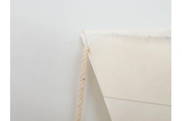 超稀少　コビト　おそ松くん　チョコレート　昭和レトロな雰囲気漂う三角のれん(ペナント、東京渡辺製菓、K.K、暖簾、広告、POP、袋付き)(R-074986)