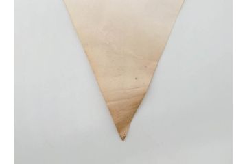 超稀少　コビト　おそ松くん　チョコレート　昭和レトロな雰囲気漂う三角のれん(ペナント、東京渡辺製菓、K.K、暖簾、広告、POP、袋付き)(R-074986)