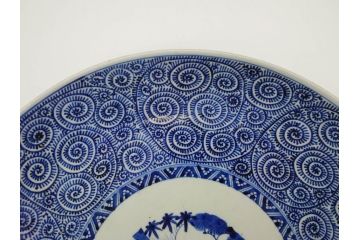 江戸期　成化年製　古伊万里　染付　蛸唐草文　松竹梅図　約45cm　1尺4寸皿　職人による丁寧な絵付けが目を惹く大皿(和皿、和食器、一尺四寸)(R-074989)