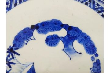 江戸期　成化年製　古伊万里　染付　蛸唐草文　松竹梅図　約45cm　1尺4寸皿　職人による丁寧な絵付けが目を惹く大皿(和皿、和食器、一尺四寸)(R-074989)
