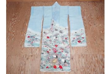明治期　アンティーク　縮緬(ちりめん)　着物　刺繍　鶴亀文様　松竹梅　丸に抱き茗荷紋(古布、リメイク、衣装、振袖、大正ロマン、レトロ、Japanese KIMONO)(R-074990)