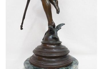 フランスの彫刻家　J Coutan ROME　ジュール・フェリックス・クータン　キューピッド　高さ約70.5cm　重量約11.7kg　細部の意匠に職人のこだわりを感じるブロンズ像(Jules Felix Coutan、Cupid、置物、オブジェ)(R-074993)