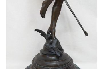フランスの彫刻家　J Coutan ROME　ジュール・フェリックス・クータン　キューピッド　高さ約70.5cm　重量約11.7kg　細部の意匠に職人のこだわりを感じるブロンズ像(Jules Felix Coutan、Cupid、置物、オブジェ)(R-074993)