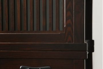 中古　美品　上質な和の空間を演出する水屋箪笥サイドボード(サイドキャビネット、収納棚、戸棚)(R-075018)