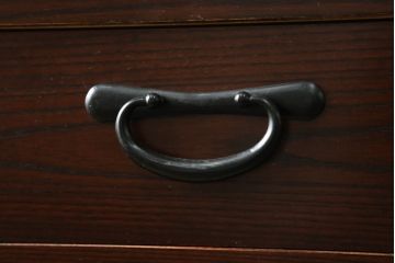 中古　美品　上質な和の空間を演出する水屋箪笥サイドボード(サイドキャビネット、収納棚、戸棚、食器棚、茶箪笥)(R-075019)