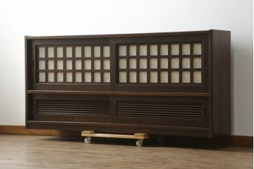 中古　国産職人手作り　カバ材　モダンデザインがお洒落な和風サイドボード(サイドキャビネット、収納棚、戸棚、食器棚)(R-075020)