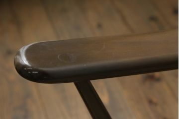 中古　美品!!　ERCOL(アーコール)　ボタニカル柄のファブリックが上品な2人掛けソファ(アームソファ、2Pソファ、二人掛け、英国、北欧)(R-075022)
