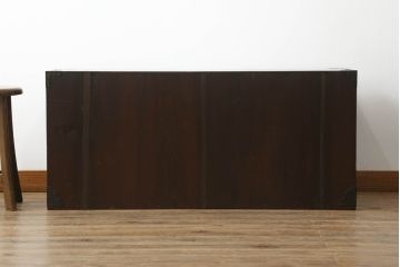 和製アンティーク　前面栗材　重厚感ある佇まいが魅力の米沢箪笥ローボード(テレビ台、テレビボード、ローチェスト、和タンス、収納たんす、時代箪笥、衣装箪笥、引き出し)(R-075035)