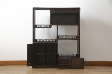 中古　美品　伝統工芸品　大阪唐木指物　中澤唐木　好斎作　紫檀(シタン)材　漆塗り　品のある佇まいが魅力の飾り棚(茶棚、違い棚、戸棚、収納棚)(R-075041)