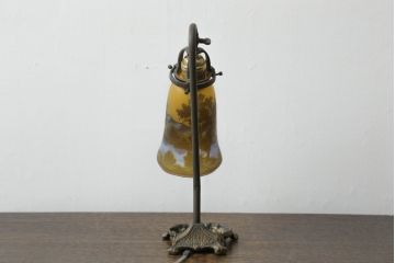 アンティーク照明　フランス　エミールガレ　工房　繊細なデザインと温かみのある色合いが魅力のデスクランプ(テーブルランプ、卓上照明)(R-075042)