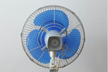 レトロ雑貨　激レア!!　松下電器産業　大型　F-35VG　ナショナル扇風機　箱付き(National、ELECTRIC FAN、3枚羽)(R-075044)