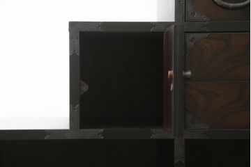 中古　民芸家具　上質な和の雰囲気香る階段箪笥(和箪笥、整理たんす、収納タンス、引き出し)(R-075073)