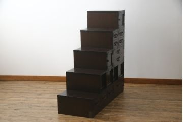 中古　民芸家具　上質な和の雰囲気香る階段箪笥(和箪笥、整理たんす、収納タンス、引き出し)(R-075073)