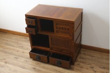 和製ビンテージ　美品!!　楡(ニレ)材　希少な両面使い　美しい木目と品のある佇まいが魅力の水屋箪笥(収納棚、戸棚、食器棚、ビンテージ)(R-075074)