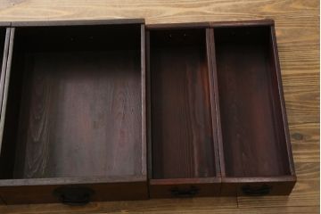 和製ビンテージ　美品!!　楡(ニレ)材　希少な両面使い　美しい木目と品のある佇まいが魅力の水屋箪笥(収納棚、戸棚、食器棚、ビンテージ)(R-075074)