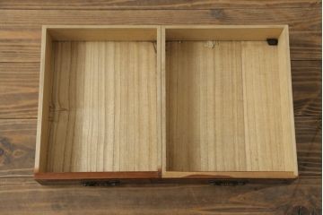 和製アンティーク　最高級!!　まるで本物!!　指物工芸家具　総欅(ケヤキ)材　竹の彫刻の蛇腹引き戸が素敵なローボード(置き床、テレビ台、テレビボード、収納棚、戸棚、花台、飾り台)(R-075075)