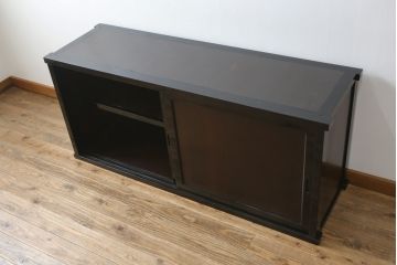 和製アンティーク　美品!!　シックな佇まいが目を惹く会津水屋箪笥サイドボード(収納棚、サイドキャビネット、食器棚、戸棚、テレビ台、テレビボード)(R-075077)