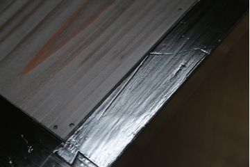 和製アンティーク　美品!!　シックな佇まいが目を惹く会津水屋箪笥サイドボード(収納棚、サイドキャビネット、食器棚、戸棚、テレビ台、テレビボード)(R-075077)