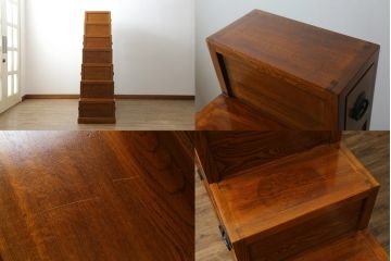 中古　美品!!　楡(ニレ)材　組み合わせ式　収納力抜群!!金具の素敵な両面使いできる階段箪笥(和箪笥、和タンス、収納箪笥)(R-075079)