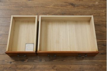 中古　美品　横浜クラシック家具　ダニエル(Daniel)　Etranger(エトランジェ)　E-111　温かみのある色合いと品のある佇まいが魅力のチェスト(サイドボード、引き出し)(定価約80万円)(R-075081)