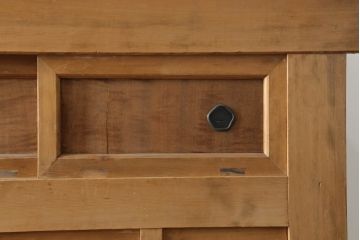 和製アンティーク　長い歳月を重ねた木味が魅力の三尺水屋箪笥(食器棚、収納棚、戸棚、時代箪笥、茶箪笥、キャビネット)(R-075091)