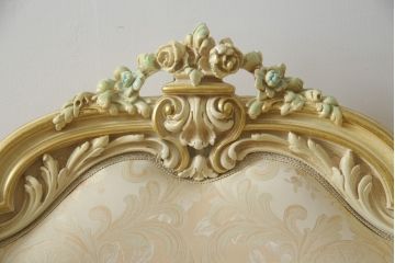 中古　イタリア高級家具　SILIK(シリック)　ロココ調　優雅で上品な空間づくりにぴったりな1人掛けソファ(一人掛けソファ、1P、アームソファ)(R-075092)