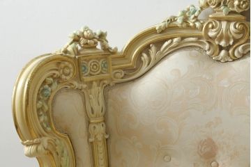 中古　美品　イタリア高級家具　SILIK(シリック)　ロココ調　優雅で上品な空間づくりにぴったりな1人掛けソファ(一人掛けソファ、1P、アームソファ)(R-075093)