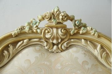 中古　美品　イタリア高級家具　SILIK(シリック)　ロココ調　優雅で上品な空間づくりにぴったりな1人掛けソファ(一人掛けソファ、1P、アームソファ)(R-075093)