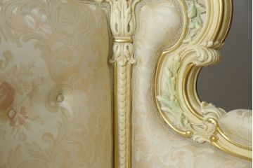 中古　美品　イタリア高級家具　SILIK(シリック)　ロココ調　優雅で上品な空間づくりにぴったりな1人掛けソファ(一人掛けソファ、1P、アームソファ)(R-075093)