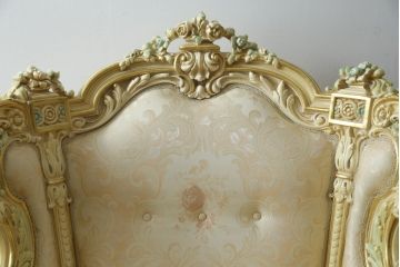 中古　美品　イタリア高級家具　SILIK(シリック)　ロココ調　優雅で上品な空間づくりにぴったりな1人掛けソファ(一人掛けソファ、1P、アームソファ)(R-075093)