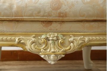 中古　美品　イタリア高級家具　SILIK(シリック)　ロココ調　優雅で上品な空間づくりにぴったりな1人掛けソファ(一人掛けソファ、1P、アームソファ)(R-075093)