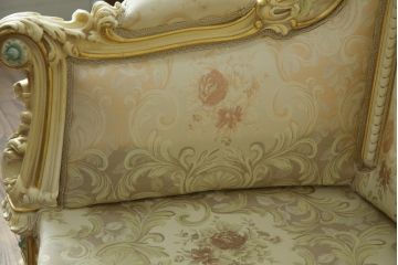 中古　美品　イタリア高級家具　SILIK(シリック)　ロココ調　優雅で上品な空間づくりにぴったりな1人掛けソファ(一人掛けソファ、1P、アームソファ)(R-075093)