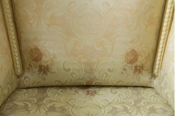中古　美品　イタリア高級家具　SILIK(シリック)　ロココ調　優雅で上品な空間づくりにぴったりな1人掛けソファ(一人掛けソファ、1P、アームソファ)(R-075093)